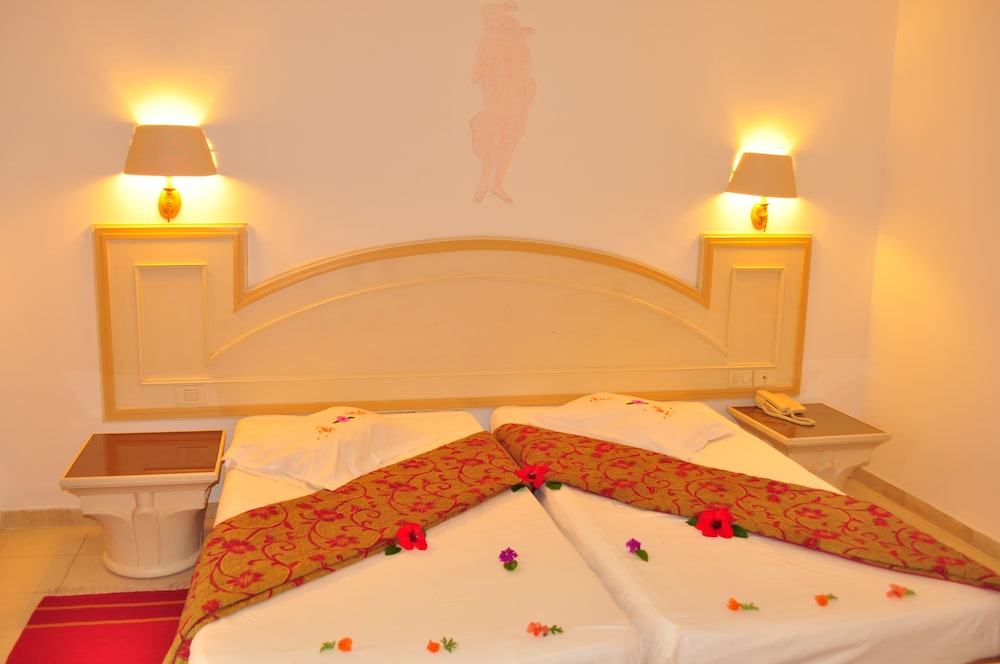 Zodiac Hotel