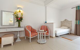 Zodiac Hotel