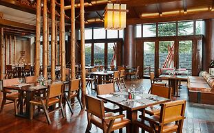 InterContinental Lijiang Ancient Town Resort by IHG