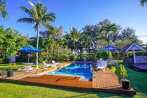 The Black Pearl Beach Side Apartments