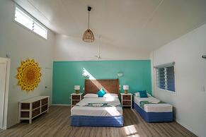 The Black Pearl Beach Side Apartments