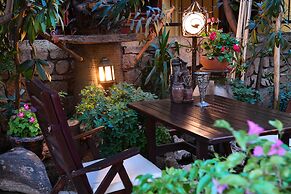 Kaleici Lodge Hotel