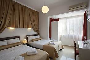 Metropolis Hotel