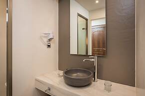 Atrion Hotel