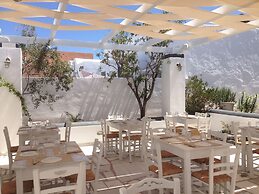Laokasti Villas & Restaurant