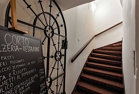 Pension Corto