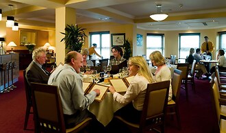 Vaughan Lodge Hotel