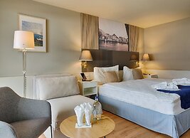 Seehotel Riviera at Lake Lucerne