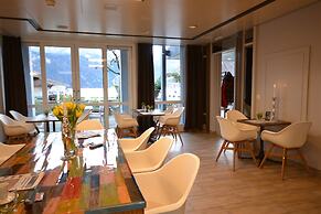 Seehotel Riviera at Lake Lucerne