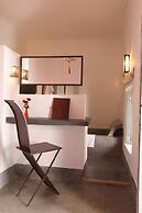 Riad O2