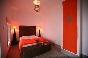 Riad O2