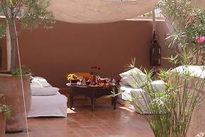 Riad O2