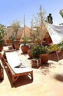 Riad O2