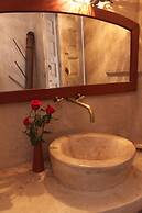 Riad O2