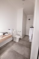 Corner House Residence