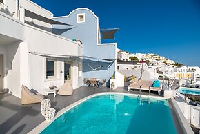 Kima Oia Suites
