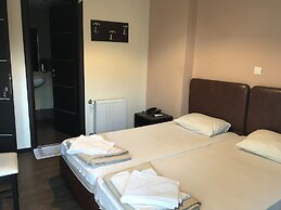 Pella Inn Hostel