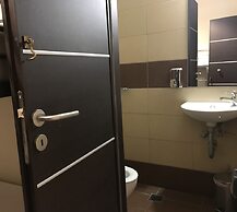 Pella Inn Hostel