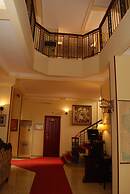 Planeta Inn Hotel