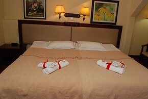 Planeta Inn Hotel