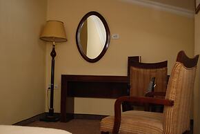 Planeta Inn Hotel