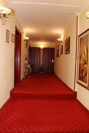Planeta Inn Hotel