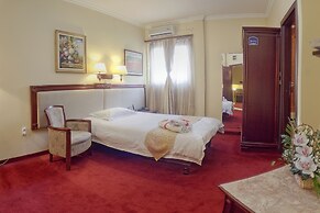 Planeta Inn Hotel