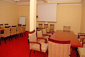Planeta Inn Hotel