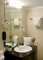 Hotel Avis