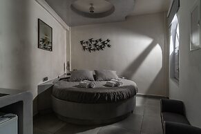 Nefeli Homes - Adults Only