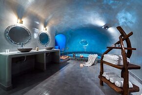 Nefeli Homes - Adults Only