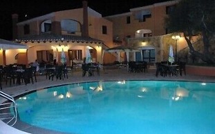 Albergo Residenziale Li Troni