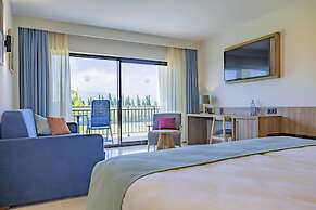 Impressive Playa Granada Golf