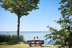 ROBINSON FLEESENSEE