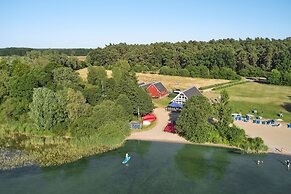 ROBINSON FLEESENSEE