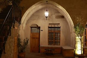 Cave Hotel Saksagan