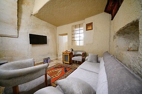 Cave Hotel Saksagan