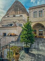 Cave Hotel Saksagan