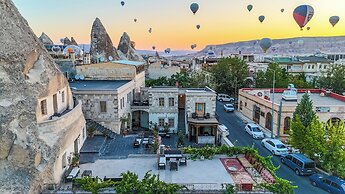 Cave Hotel Saksagan