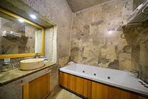 Cave Hotel Saksagan