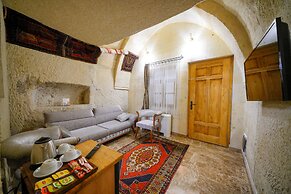 Cave Hotel Saksagan