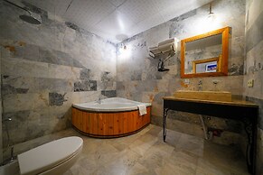 Cave Hotel Saksagan
