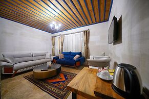 Cave Hotel Saksagan