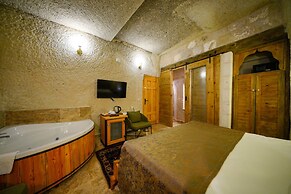 Cave Hotel Saksagan