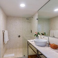 Cape Standard Guest House