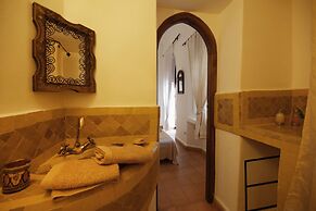 Riad Noor Charana
