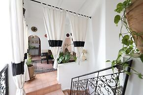 Riad Noor Charana