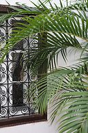 Riad Noor Charana