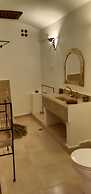 Riad Noor Charana