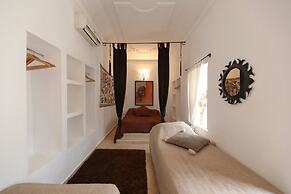 Riad Noor Charana